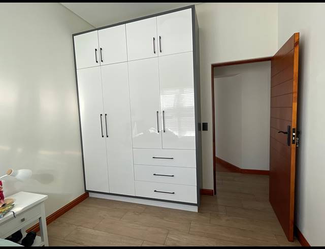3 BEDROOM HOUSE FOR SALE IN LAGUNA SANDS